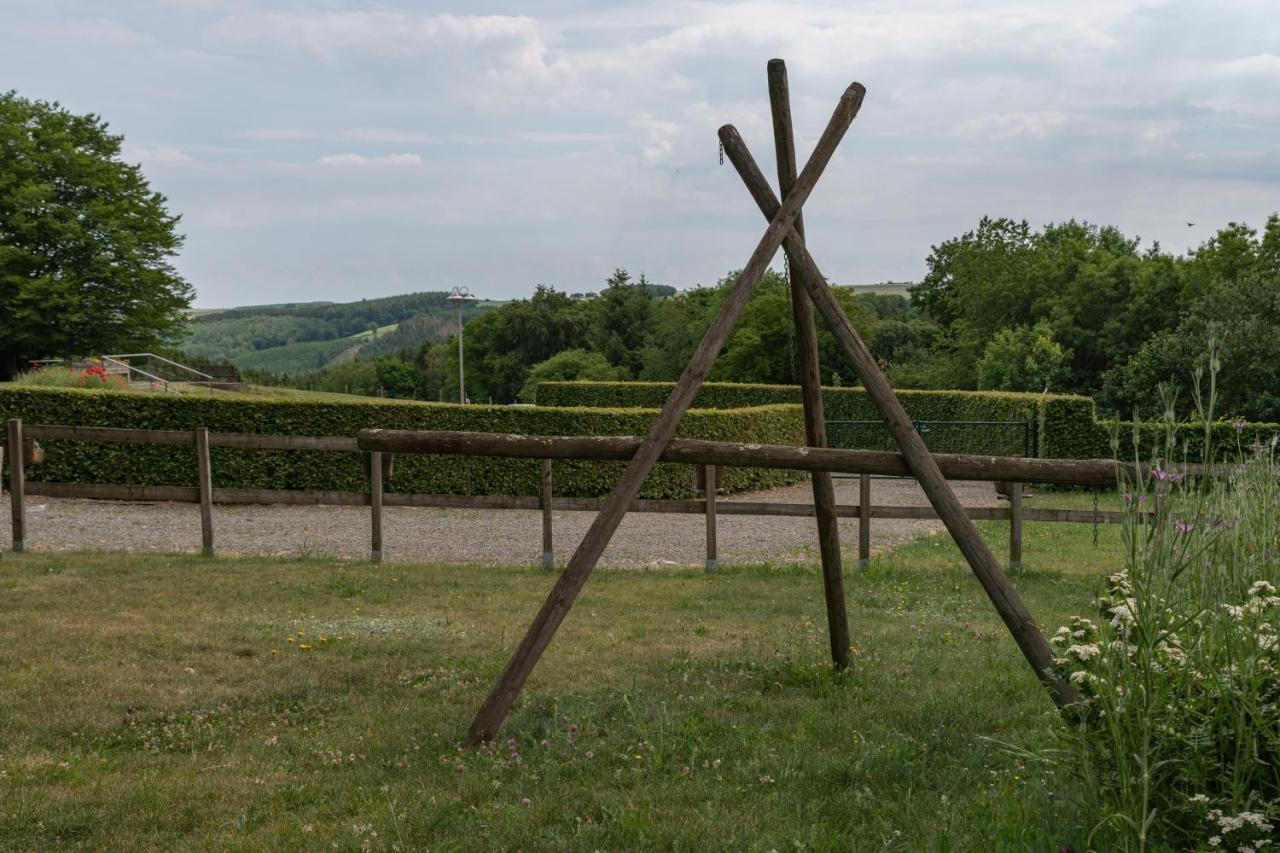 Chanteloup, Maison D'Hotes - Halleux Halleux  エクステリア 写真